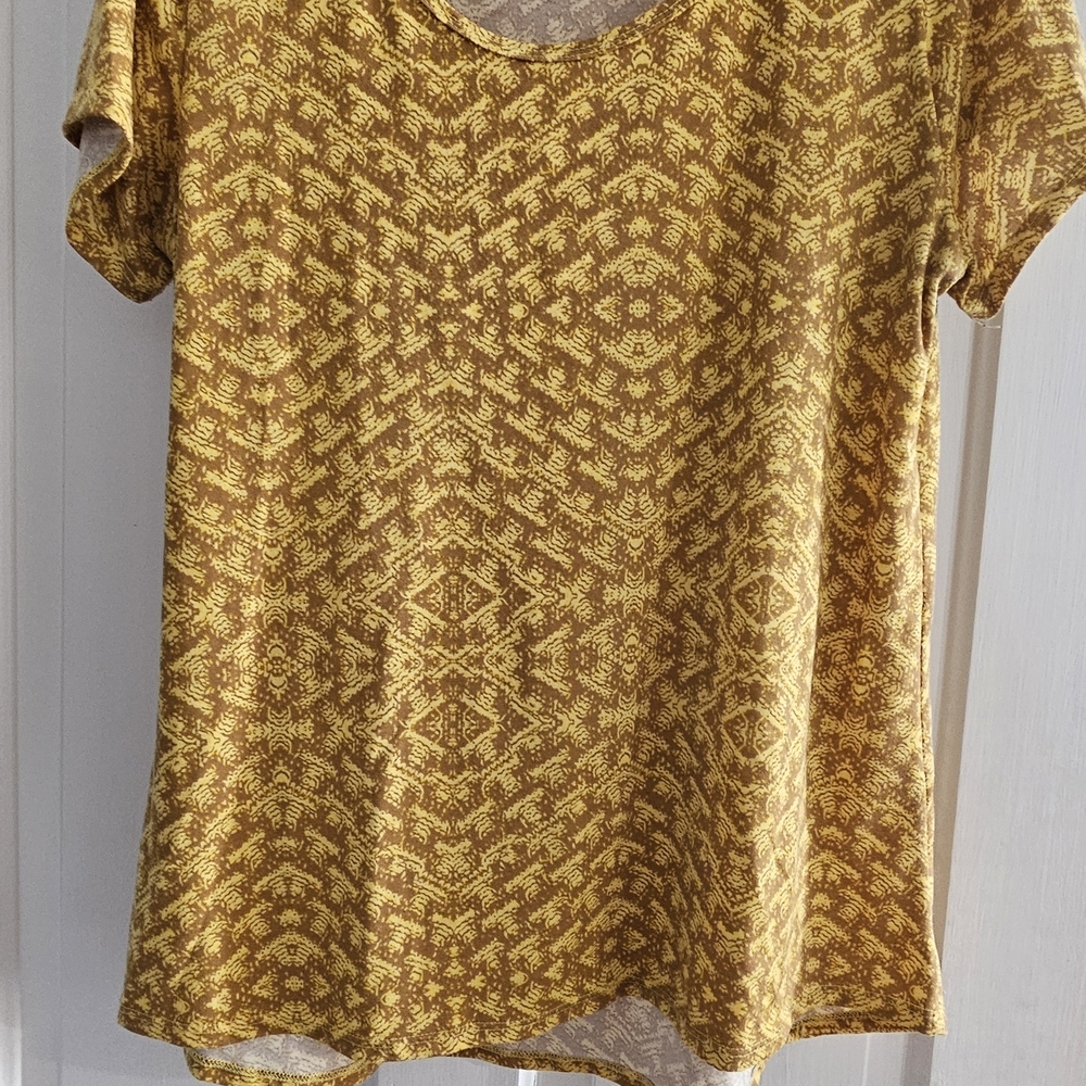 LuLaRoe Yellow Patterned Short Sleeve Top